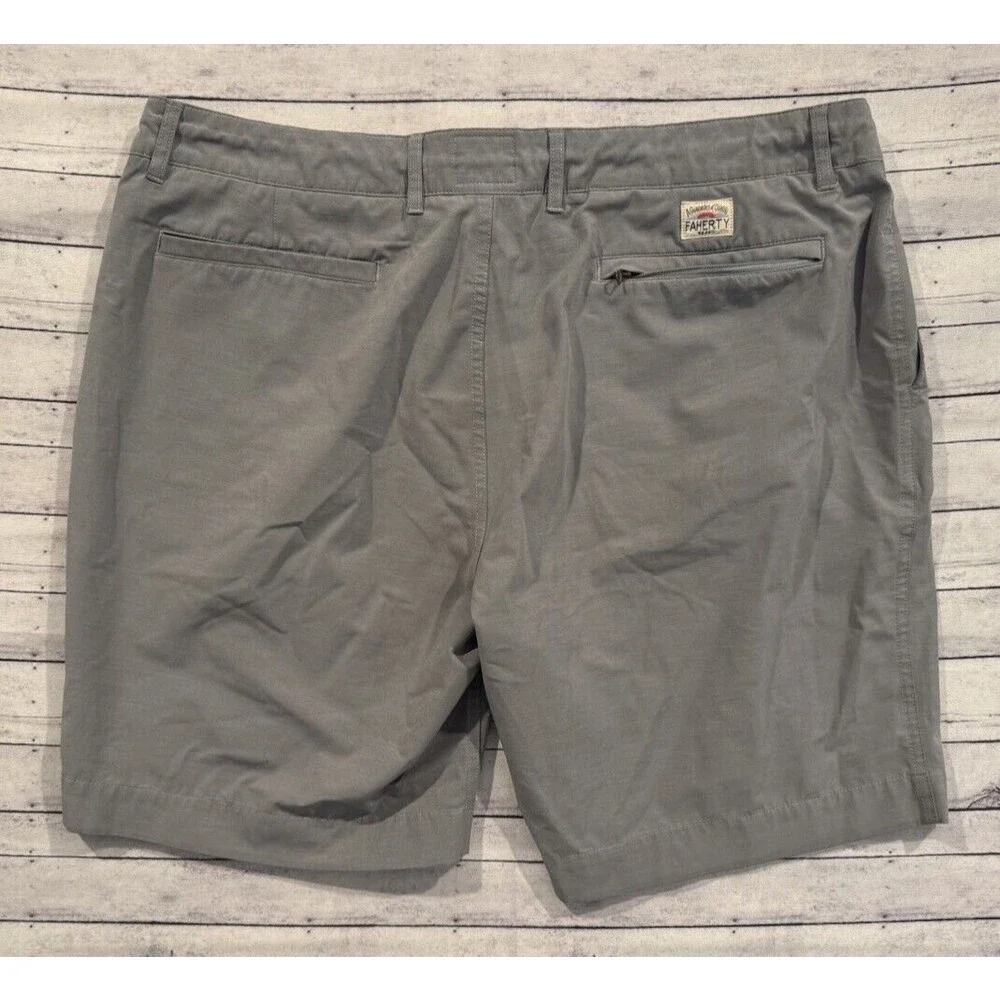 FAHERTY Mens All Day Shorts Sz 38 Heather Gray Stretch Drawstring Zip Pocket